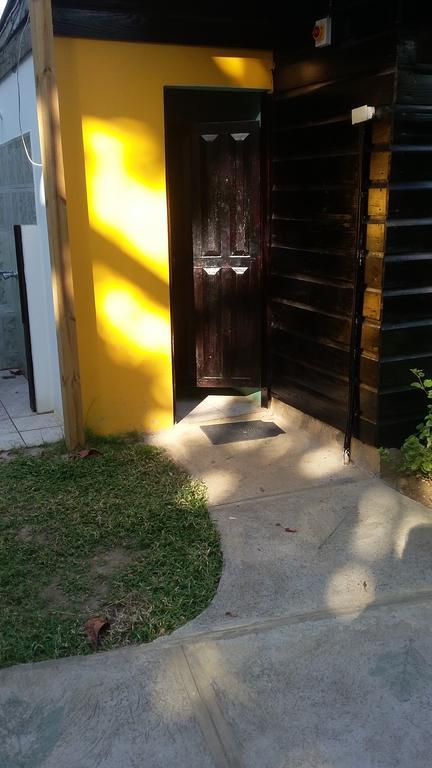 Secret Cabins At Firefly Beach Cottage Negril Exterior foto